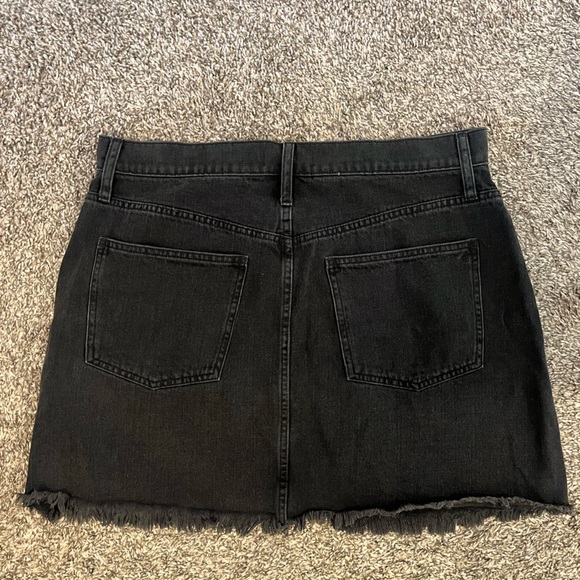 Madewell Black Denim Mini Skirt, Size 32 - Picture 4 of 4
